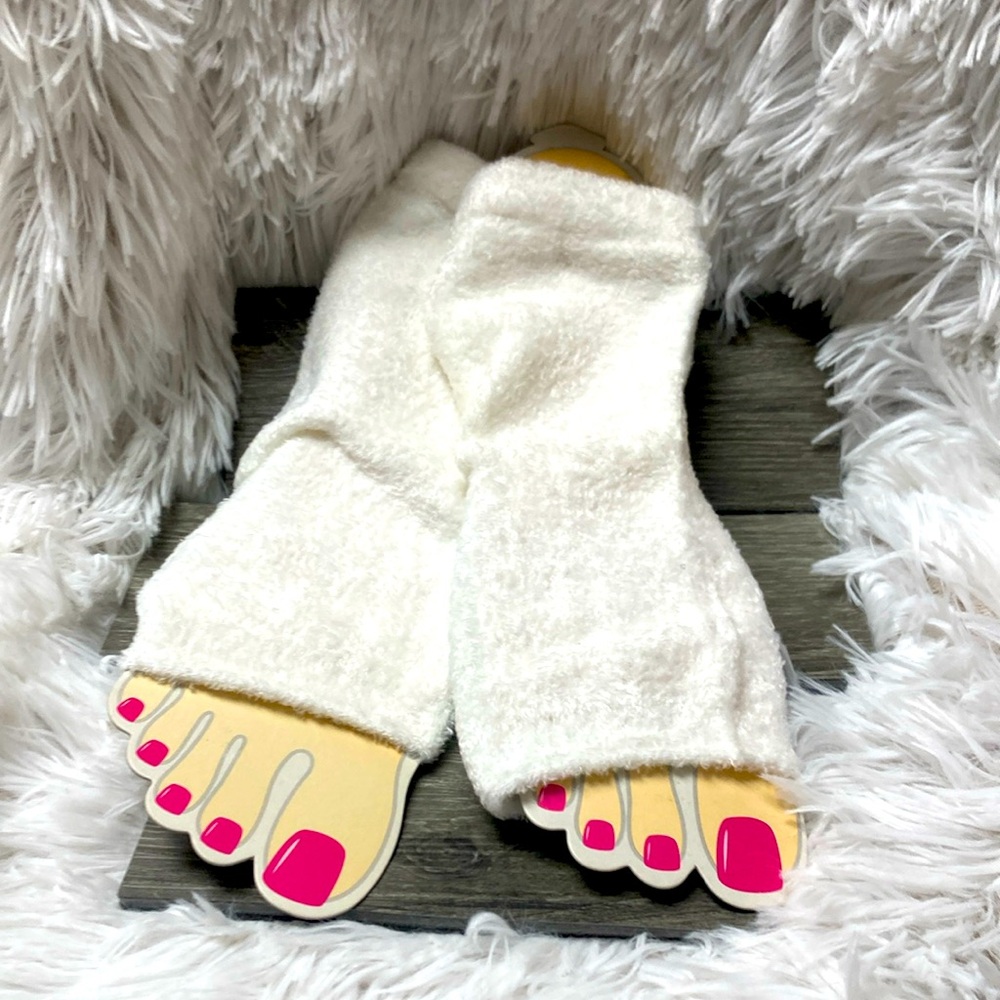 Very Cozy Fuzzy Pedicure Socks